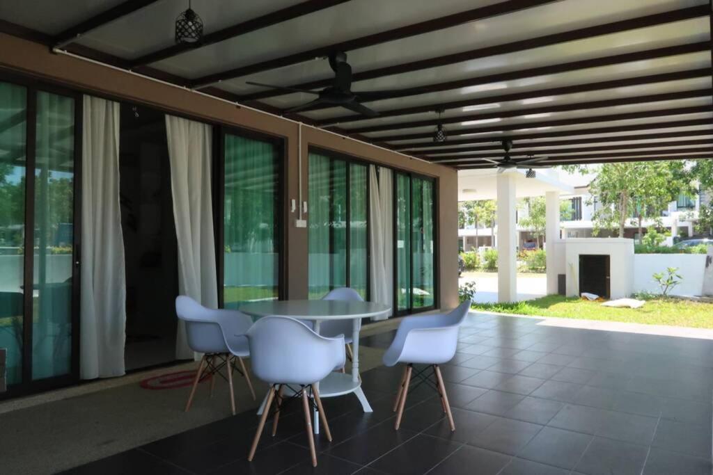 PROMO Private luxurious Nilai Vacation Home Exterior foto